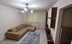 Mihaela Apartment